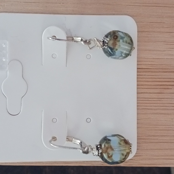 Silver Leverback Beveled Denim Brown Glass Beaded Dangle Earrings - Picture 9 of 12